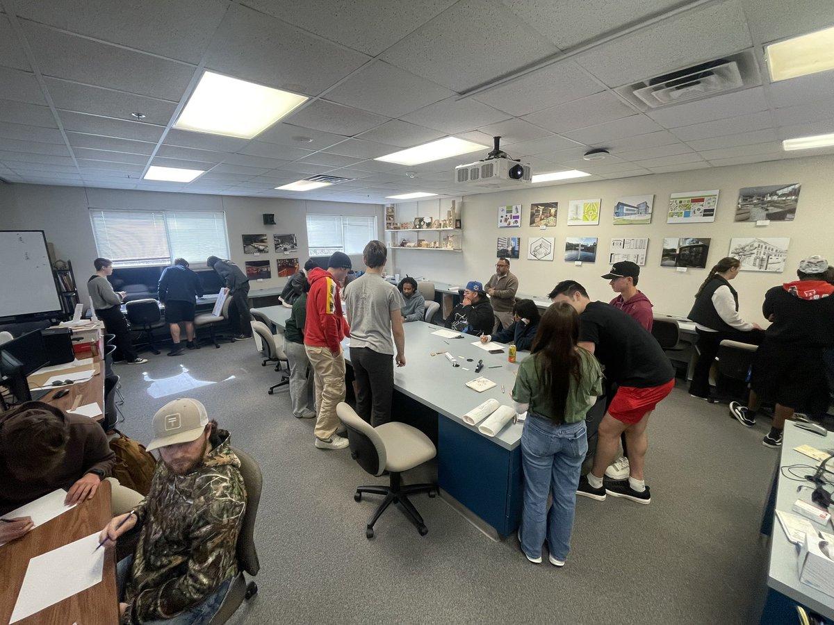 Week 2 is officially underway, and the studio is already packed.
Massing models, 3D models, rendering stills and videos, rough plans. This semester is looking bright.

#ArchitectureStudio #DesignInProgress #StudioCulture #ArchitectureStudents #FutureArchitects