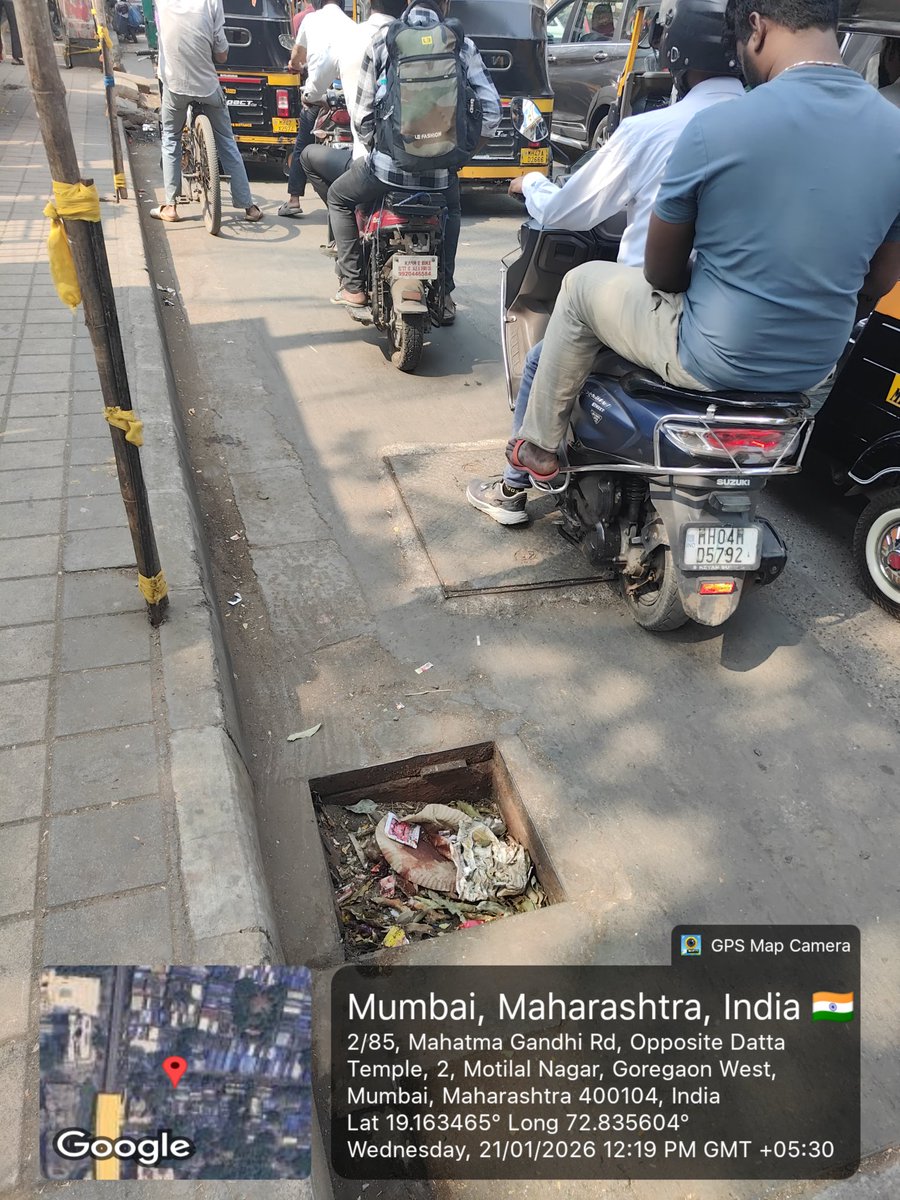Gutter is open fully please take necessary action 
<a href="/mybmc/">माझी Mumbai, आपली BMC</a> <a href="/mybmcWardPS/">Ward PS BMC</a>