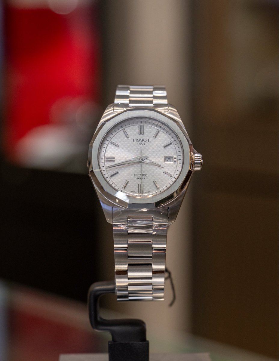 DalmaMall's tweet image. Find the perfect timepiece at Hour Choice in Dalma Mall. Whether you prefer classic or modern styles, there’s a timepiece waiting to match your everyday look.

#hourchoice #watchstyle #timelessdesign #dalmamall #inabudhabi