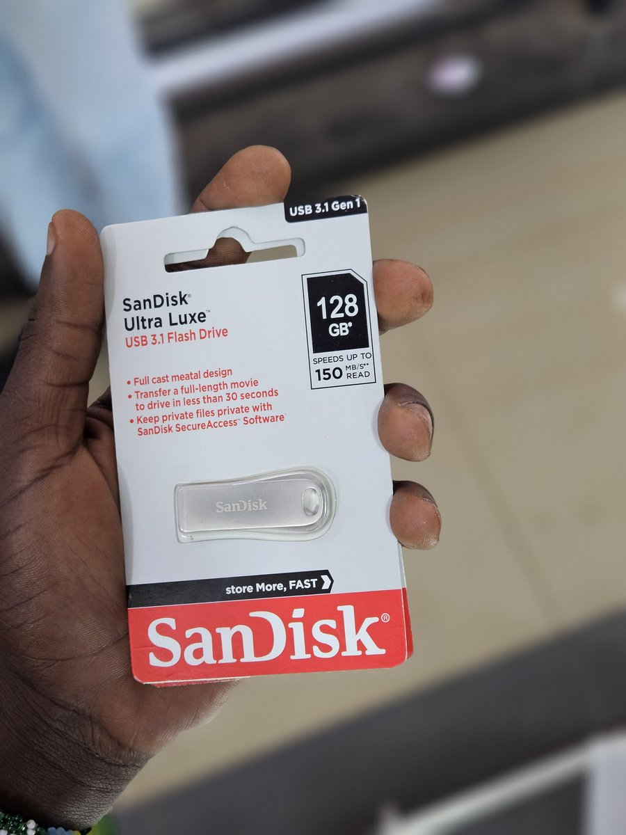 TAG_Keith's tweet photo. 128gb Flash Disk :
Price : 30,000 💰
#flashdisk https://t.co/cBQcQDnhsy