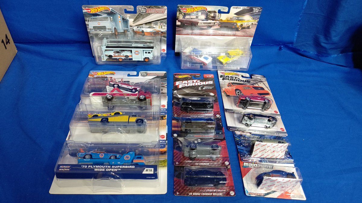 昨日も常連さんから沢山お売り頂きました！ まだまだ在庫が足りません