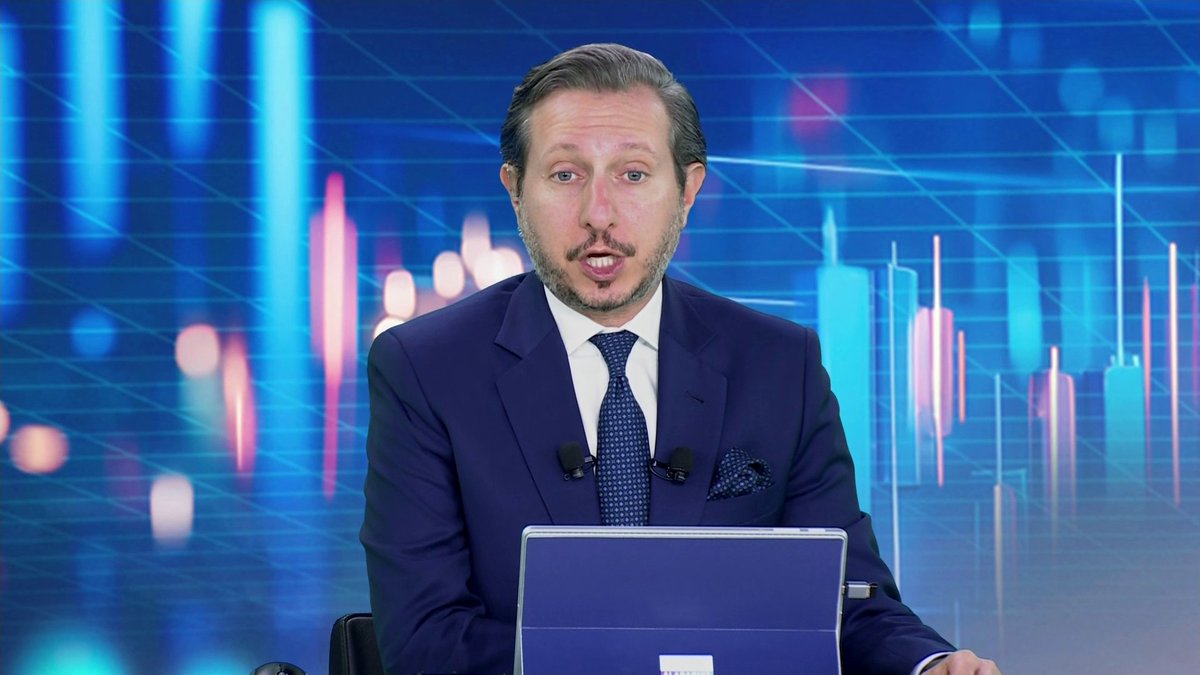 مكاسب لمؤشر سوق الأسهم السعودية بنهاية جلسة اليوم ليرتفع إلى نحو 10950 نقطة. قيمة التداولات بلغت 4.7 مليار ريال. تراجعات على سهمي الراجحي وBSF. سهم سابك يقفز بنسبة 2.5% جرس الإغلاق _Business 