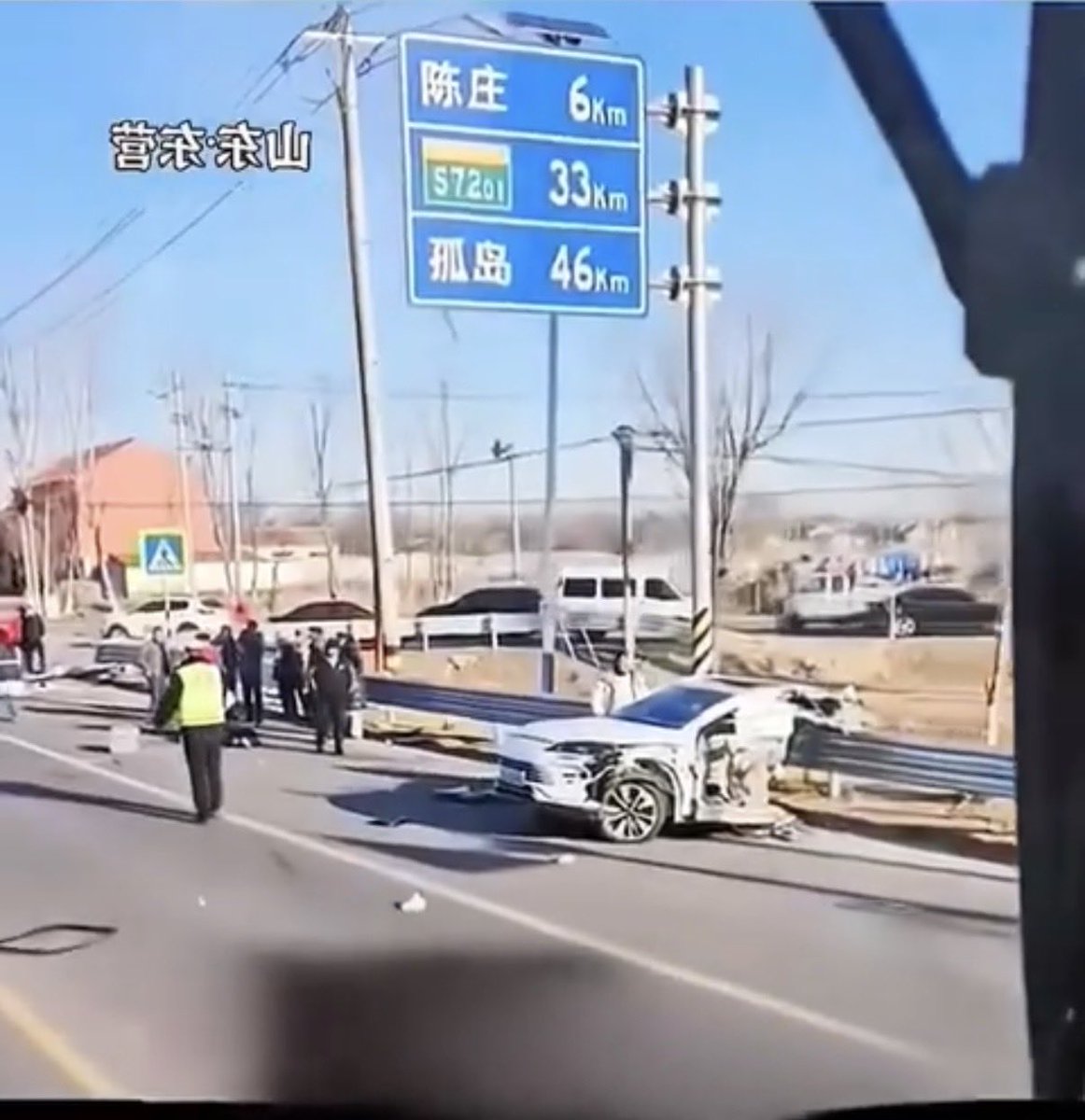 ING_gurimore 反転させてみたのですが、簡体字として正しいですか？AI 生成として見えなくもない