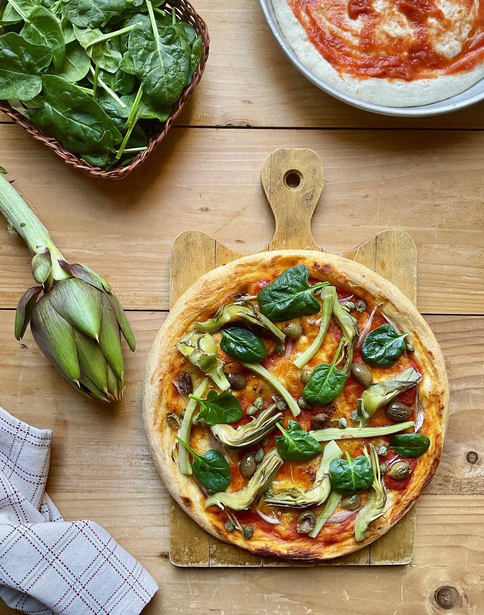 Avrà anche una giornata dedicata, ma quando in tavola arriva la #pizza, è una festa ogni giorno dell’anno.
Da oggi sul blog le indicazioni per preparare una delizia leggera e gustosa.
Buon pranzo!
#LunchBreak in #Liguria