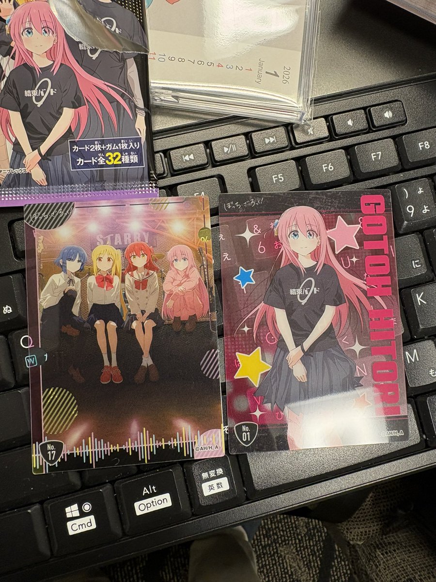 El haul de pegatinas de hoy. Más las tarjetitas de Bocchi