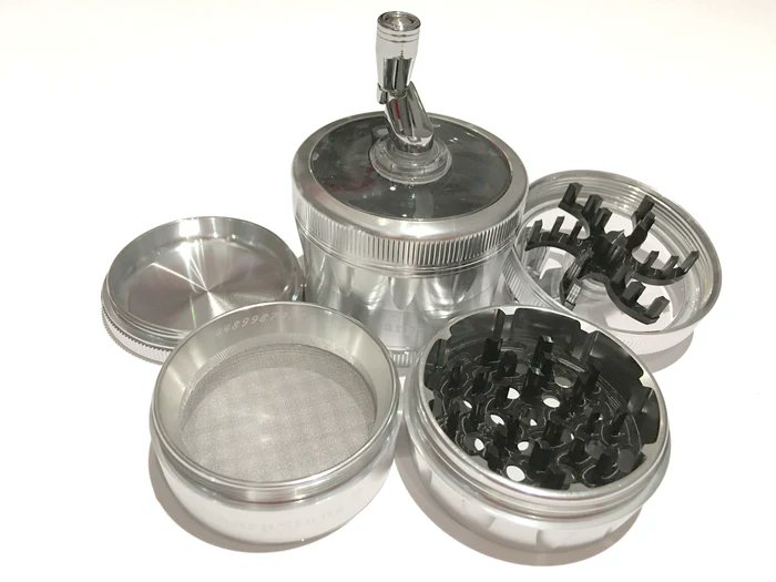 SharpStoneP's tweet photo. SharpStone product of the week:
SharpStone Version 2.0 (2.5" Inch) Crank Top Shredder - 4pc, Large, Silver
https://t.co/XCO1HKnBhg
Sign up for our newsletter to receive exclusive discounts at https://t.co/ly1iTEC00K.
#SharpStone #shredder #shredders #press #presses https://t.co/9IJ9lQhxDU