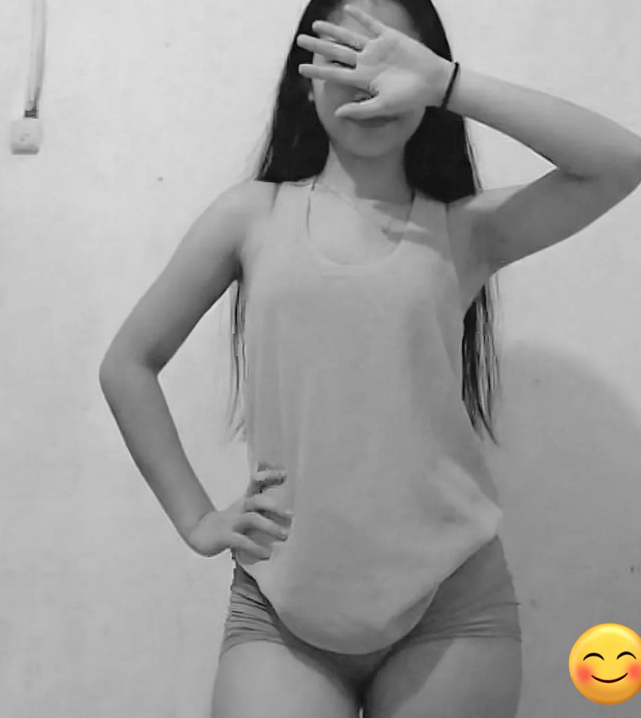 Saris_valen08's tweet image. 👋🏻 Holis  🩶🤍