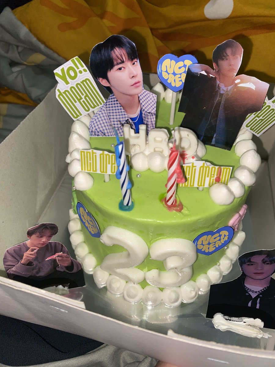 doyoung nct dream😭🙏