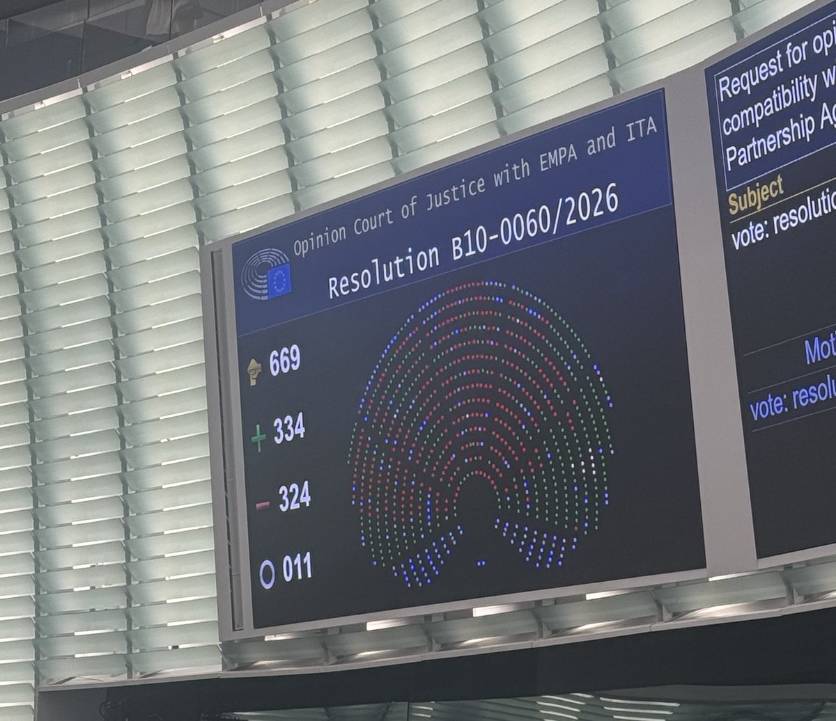 Rima Hassan tweet media