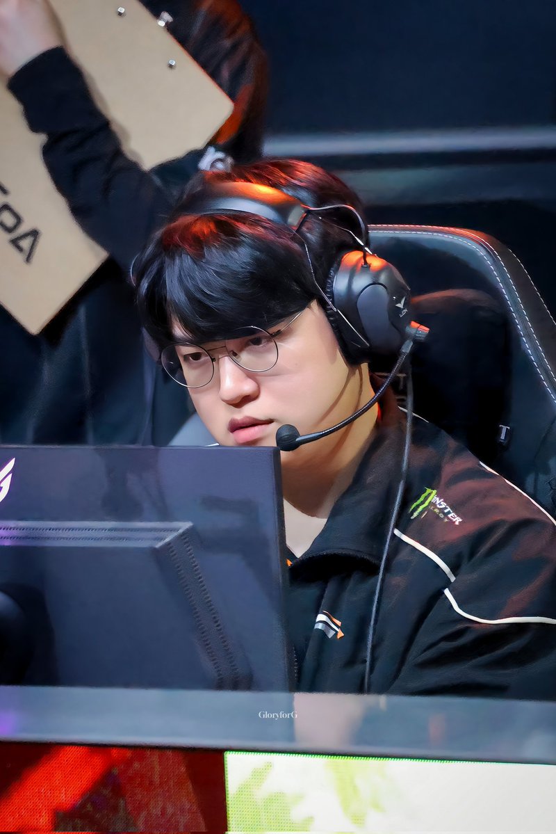 GloryforG's tweet image. 내일 경기도 파이팅 🫡
끝까지 가면 우리가 다 이겨

#구마유시 #Gumayusi #이민형