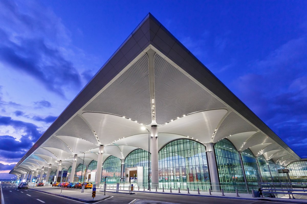 A1 Lighting Magazine tweet media