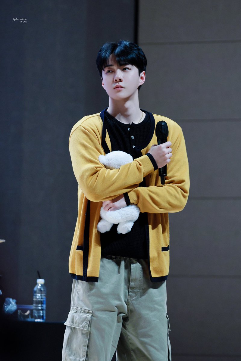 Lychee_universe's tweet image. 2026.01.21

베리즈 팬싸 

#吴世勋 #SEHUN #세훈 #오세훈 #セフン