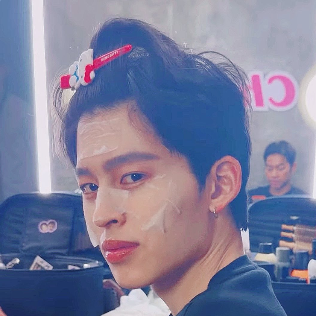 suikatopeach's tweet image. ทำไมเทอได้2กิ้บ