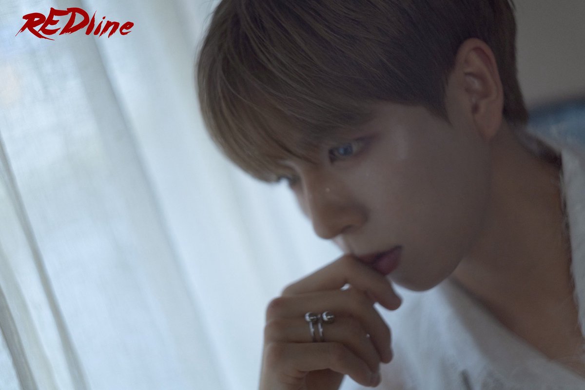 I1IT_official's tweet photo. I1IT 5th Single 'RED line'
🤍 Consept Photo #3 
#WON #ウォン #원  

➼ 2026.02.03 9PM (JST)

#5th_Single
#REDline #COMEBACK
#I1IT #アイウォニット #아이원잇 https://t.co/NKSemPbiv8