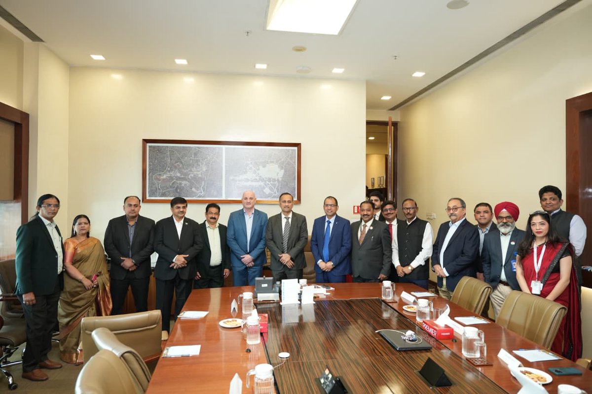 PRANAAM Seafarers Assistance Counter Inaugurated at Mumbai Airport to Strengthen Seafarer Welfare
<a href="/dgshipping_IN/">Directorate General of Shipping, Govt. of India</a> <a href="/shipmin_india/">Ministry of Ports, Shipping and Waterways</a>
Mumbai | 21 January 2026
<a href="/CSMIA_Official/">Mumbai Airport</a>
The Directorate General of Shipping (DG Shipping) successfully inaugurated the PRANAAM Seafarers Assistance