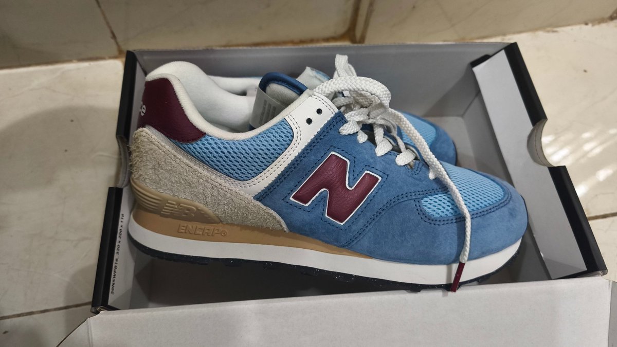 unhasfess_'s tweet image. 💰! 
DIJUAL!!! NB 574 SHORELINE BLUE

baru tiba uk 41.5 
Harga 900 bole nego 

Warning contain pigskin