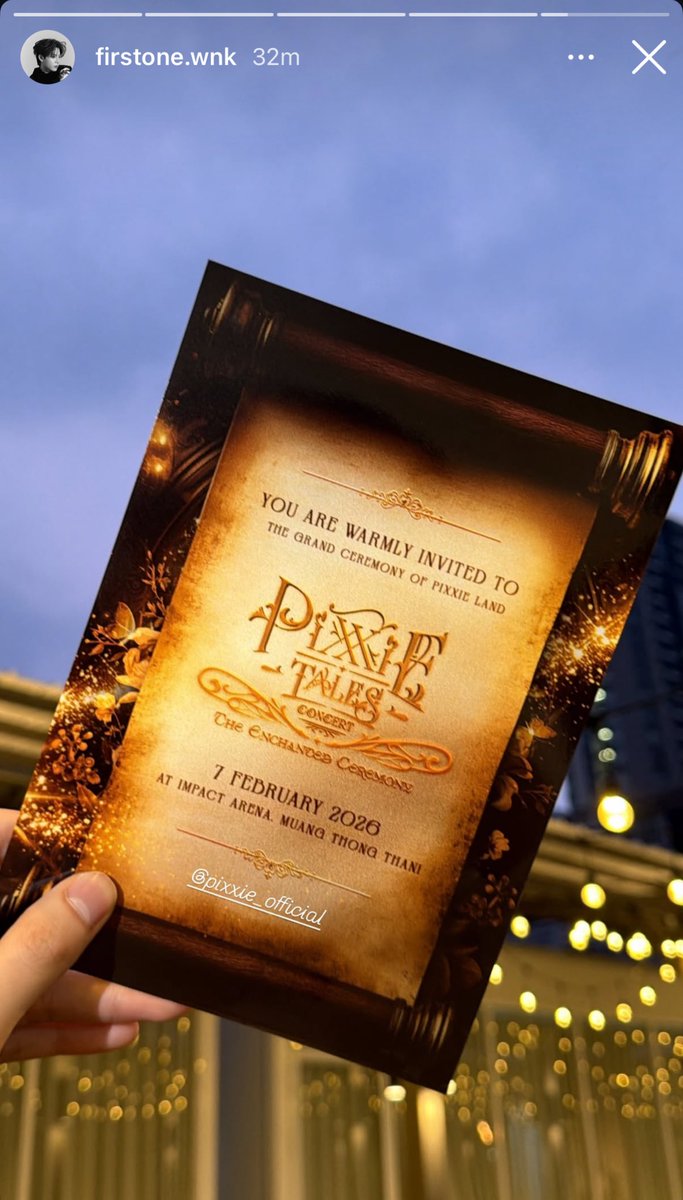 heyiammuay's tweet image. เติ้ลเฟิร์สวันลงบัตรเชิญตัวจริงของแท้ละคร่าบบบ ฮือออ ไม่รู้ว่าทั้งคู่เห็นคนตีกันในเอ้กมั้ย แต่นี่อยากบอกว่าไม่ใช่ความผิดของทั้งคู่เลยนะ นี่ไม่ได้ตามแต่นี่เข้าใจมากๆ อันนี้ได้บัตรในฐานะเกสหรือคนดูไม่อาจทราบได้ แต่วิวด้านหลังคุ้นมาก ไปรับบัตรเองถึงที่เลยมั้ย