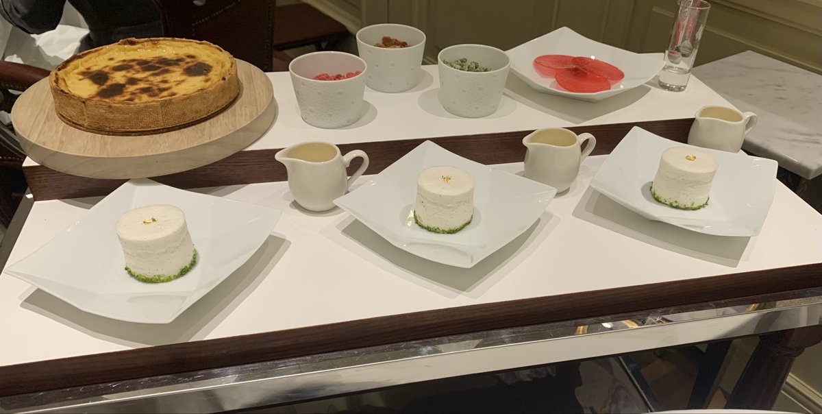 CrazyPython3's tweet image. どんなにお腹いっぱいでも全部食べないと失礼だよね笑！！