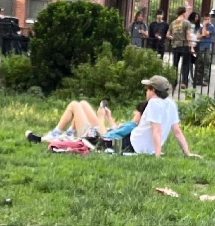 stonathaned's tweet image. 