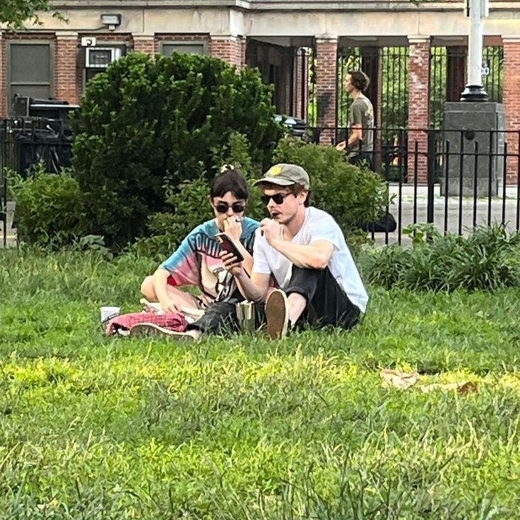 stonathaned's tweet image. 