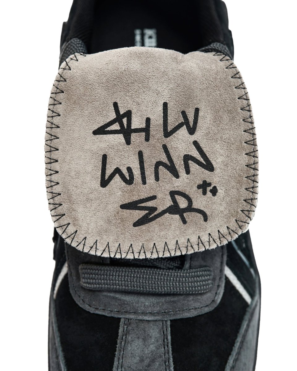 _____i_____k's tweet photo. KILLWINNER丨RETRO TRAINING SNEAKER-BLACK https://t.co/LAtGR9yBgi