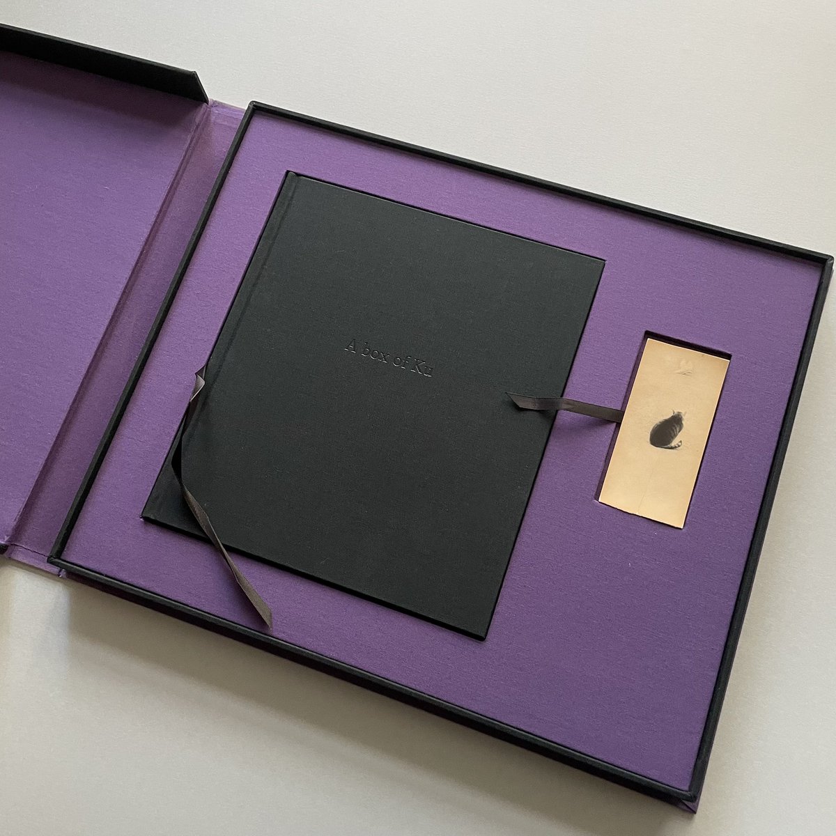 空の箱　山本昌男　サイン付き 空の箱 山本昌男 サイン付き 空の箱 / A Box of Ku（Signed & Stamp