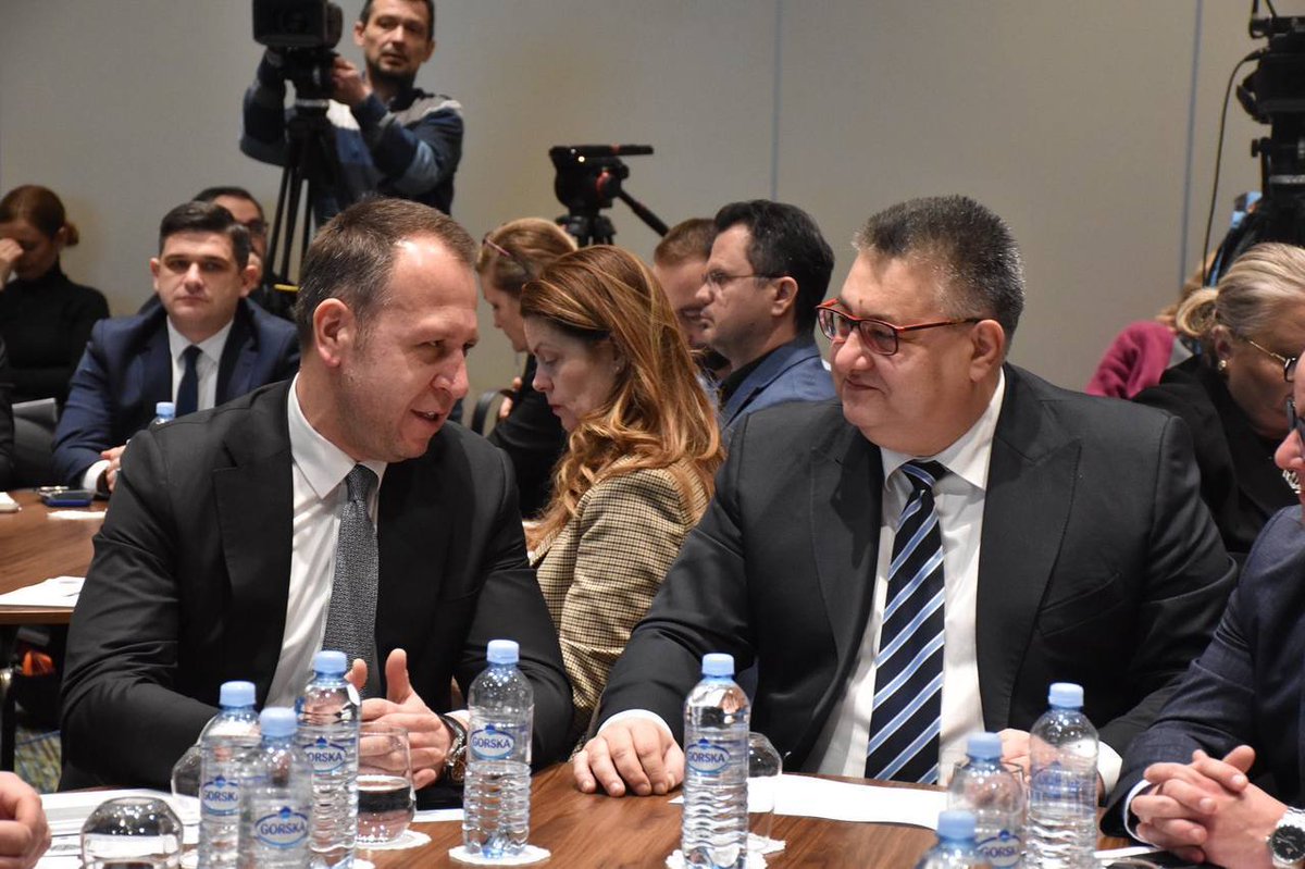 Igor Janushev tweet media