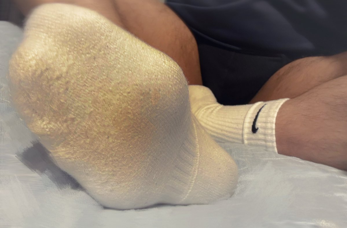 🥶
#原味
#毛腿 
#白襪