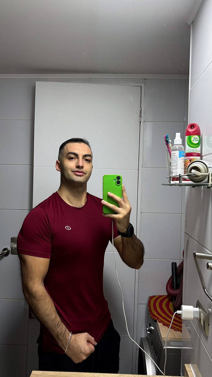 Alex tweet media