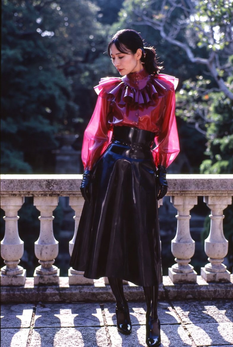 Scooter45547259's tweet photo. #LATEX #PVC #leather #cape #cloak #coat #satin #サテン #マント #ランジェリー #セーラー服 #熟女 https://t.co/BNR3cg1Fbw