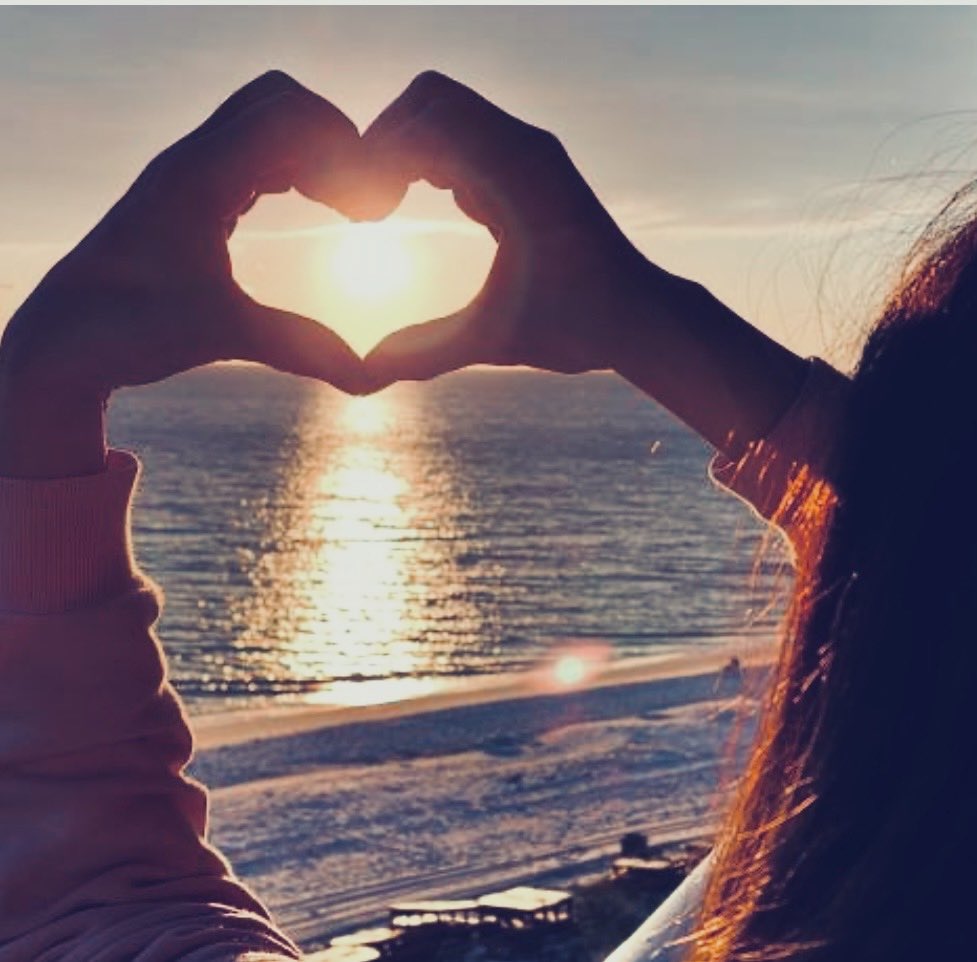 Pain is part of this world but loneliness shouldn’t be. For every person who suffers alone I want to say that I see you. I hear you. You matter! Reach out to someone you haven’t talked to recently. Even people who smile often may be hiding their pain. Be kind! #BellLetsTalk