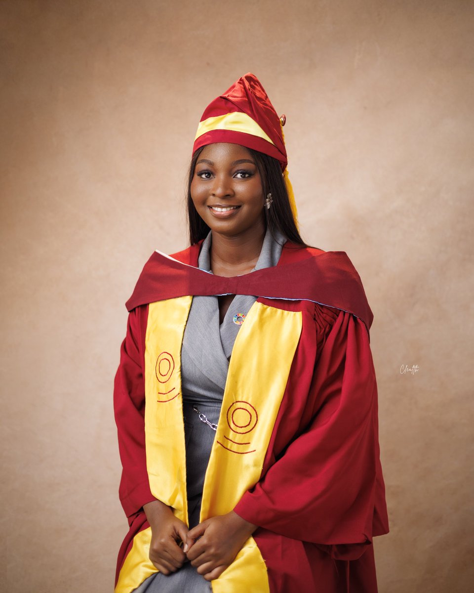 Feyifoluwa2's tweet photo. Thank you Lord
LL.B ✅️( 7 years later)
Second Class (Hons) https://t.co/5Ed9L0DyH2