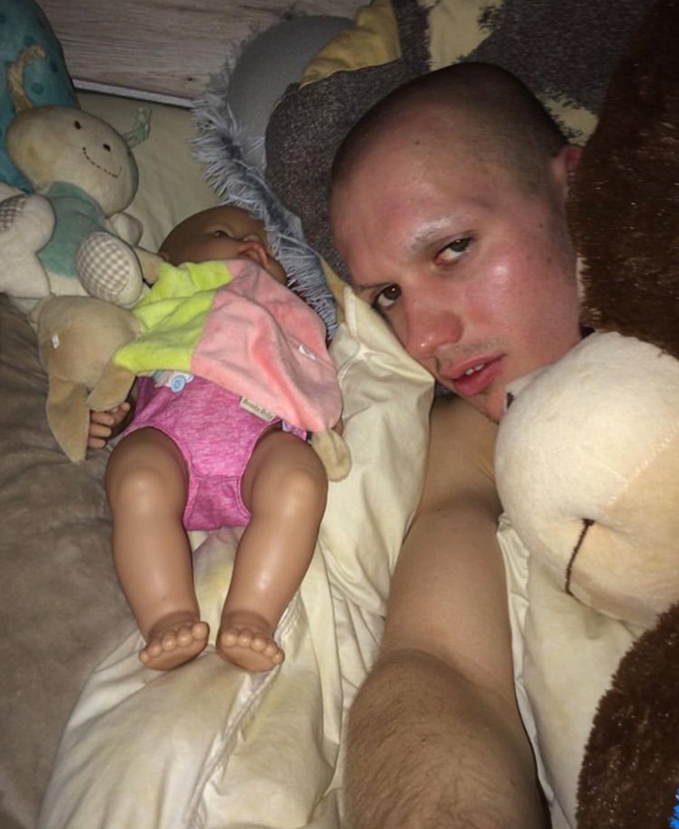 out of context alberto sieef tweet media