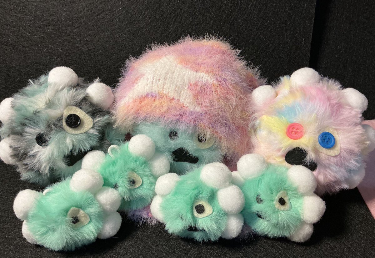 eomcoertis's tweet image. Day 7 of making mini cortis ball until bighit announce CORTIS comeback.. i added a diva for the 7th member