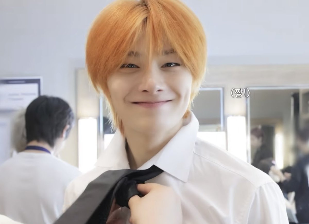 monggu91's tweet image. 스키즈 정장이 좋다고 말해
ㄴ 스키즈 정장이 좋다