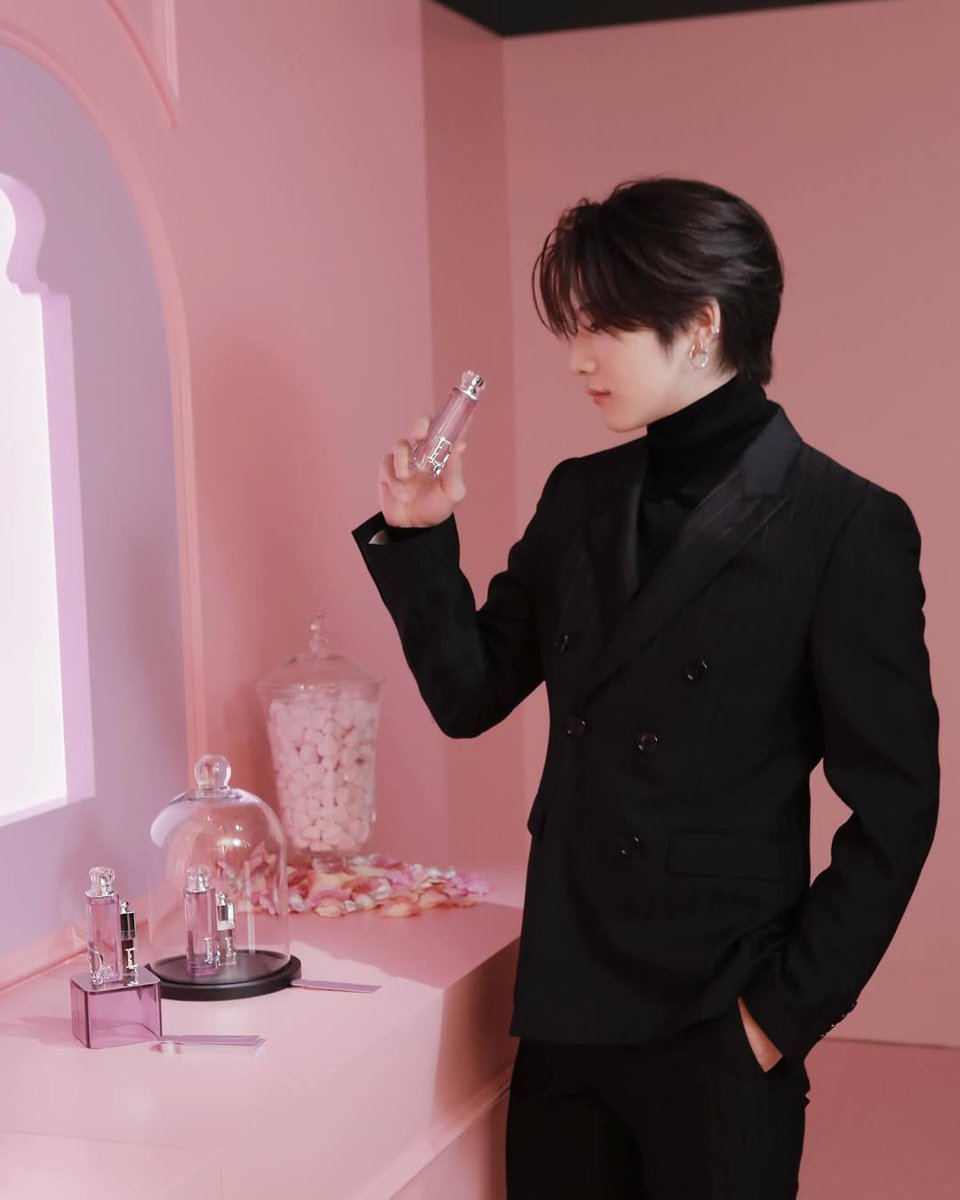 maishiteyu's tweet image. 인스타에 디올 뷰티 팝업 유마!!!! 그리고 마루즈 ㅎ.ㅎ