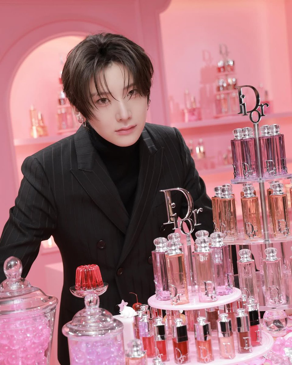 maishiteyu's tweet image. 인스타에 디올 뷰티 팝업 유마!!!! 그리고 마루즈 ㅎ.ㅎ