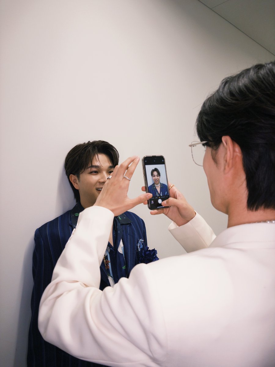 第2弾 塩﨑太智を撮っているのは? 撮り合いトレカのオフショットを