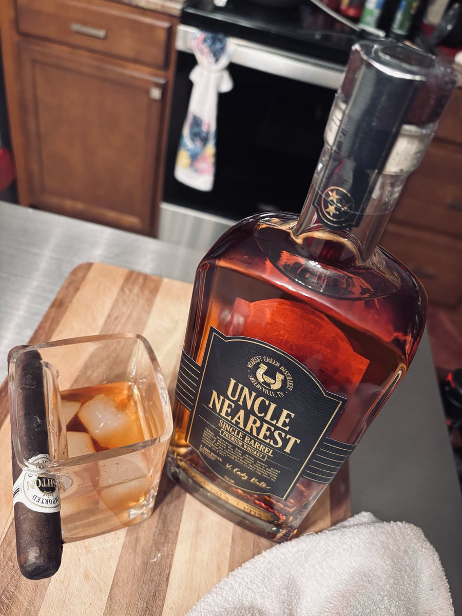 lazydoxy's tweet photo. My Christmas gift from me.
Great distillery.
Great story.
Great whiskey.
#NearestGreen #UncleNearest https://t.co/TNY8btKu4X