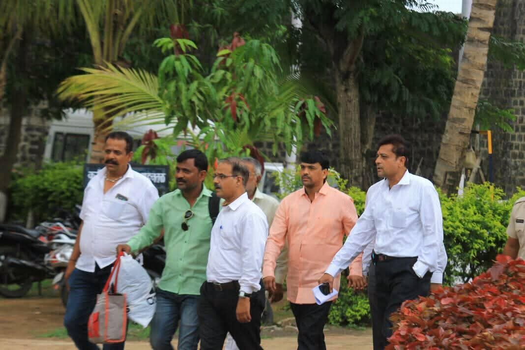 If an innocent citizen can be jailed, defamed, kept accused forever, and die without justice, this isn’t a one-off failure. It’s systemic rot.

#Justice_For_SameerGaikwad