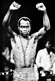 ChutaOdichi's tweet photo. Some people who does not understand " Societal Impact" and joining @wizkidayo to talk down on Fela's legacy in music. 
Foolish oh Foolish!!! https://t.co/nqLUwJGlPK