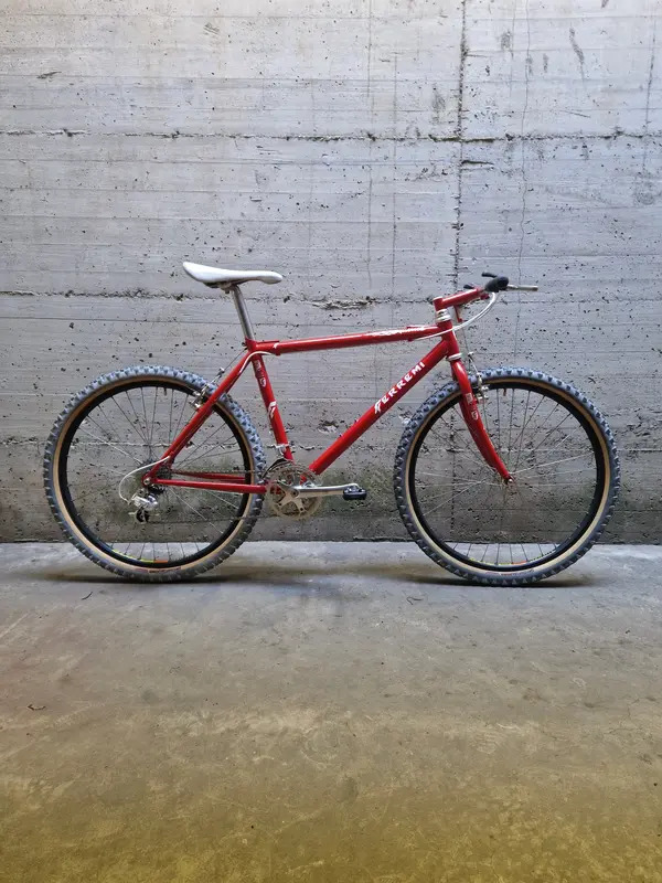retrobike's tweet image. Rubon87's 1990 Ferremi Squirell is the December 2025 Bike of The Month dlvr.it/TQT64k #vintagemtb #retromtb #retrobike