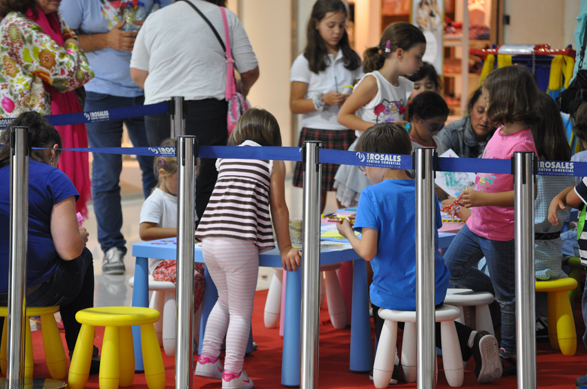 🚸 Club Infantil 🚸

HOY desde las 18h.
Haremos un taller de mensajes secretos y rueda de Newton. ¿Quieres ser un superespía? 🕵🏻‍♂️
Actividad gratuita en el espacio dedicado de la planta baja.

#ActividadesInfantiles #LosRosales #Coruña #Niños #ClubInfantil