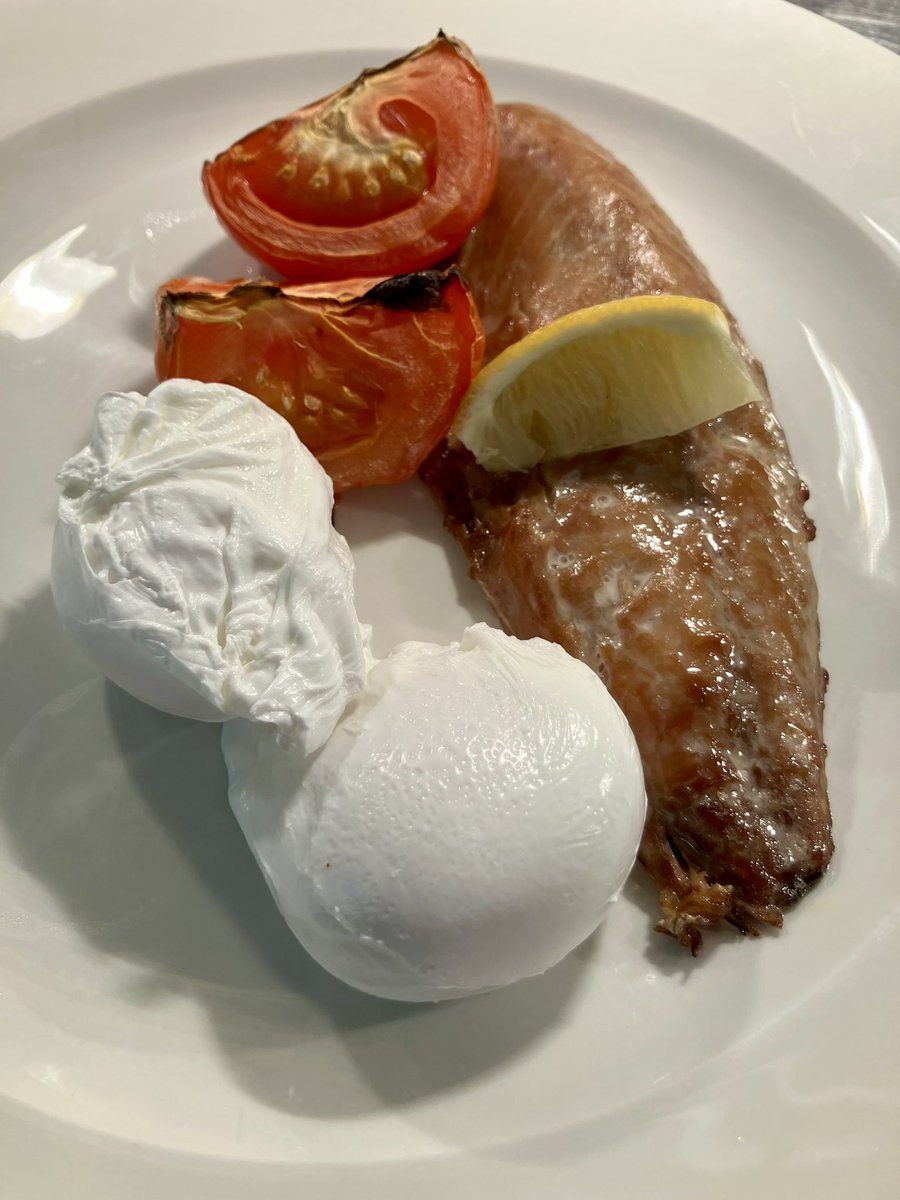 karen thompson tweet media