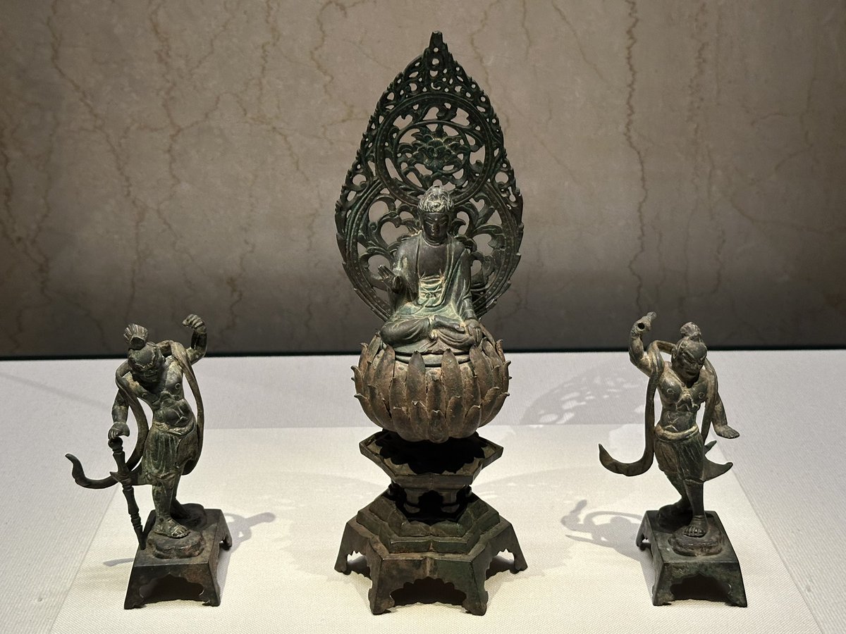 展覧会のタイトルで想像される内容よりも色々あります。倶利伽羅龍や