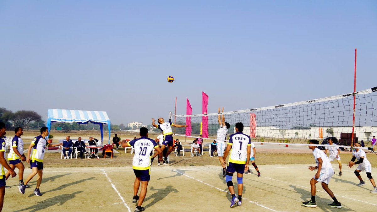 सेक्टर लेवल वॉलीबॉल प्रतियोगिता 2025-26 दिनांक 20/01/2026 से  दिनांक 23/01/2026 ग्रुप केंद्र अमेठी में शुभारंभ किया गया