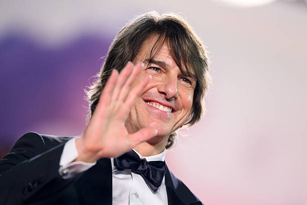 cattbutt's tweet image. "She's the most beautiful woman I've ever seen", and it's Tom Cruise. Every time.