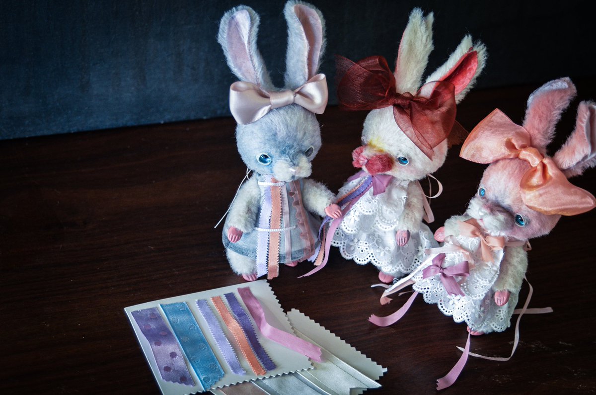 コボリサヤカ/sayakakobori 1月31日〜馬展in田原町 (@small8moat