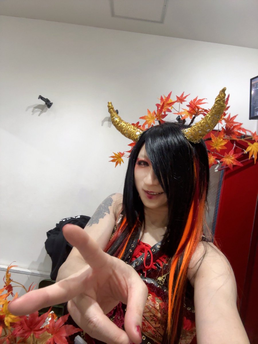 ASAGI_SOLO's tweet photo. いえーい✌️😸ぴーす！！

510歳男性✌️👹🍁 https://t.co/fUVf7Vg6xT