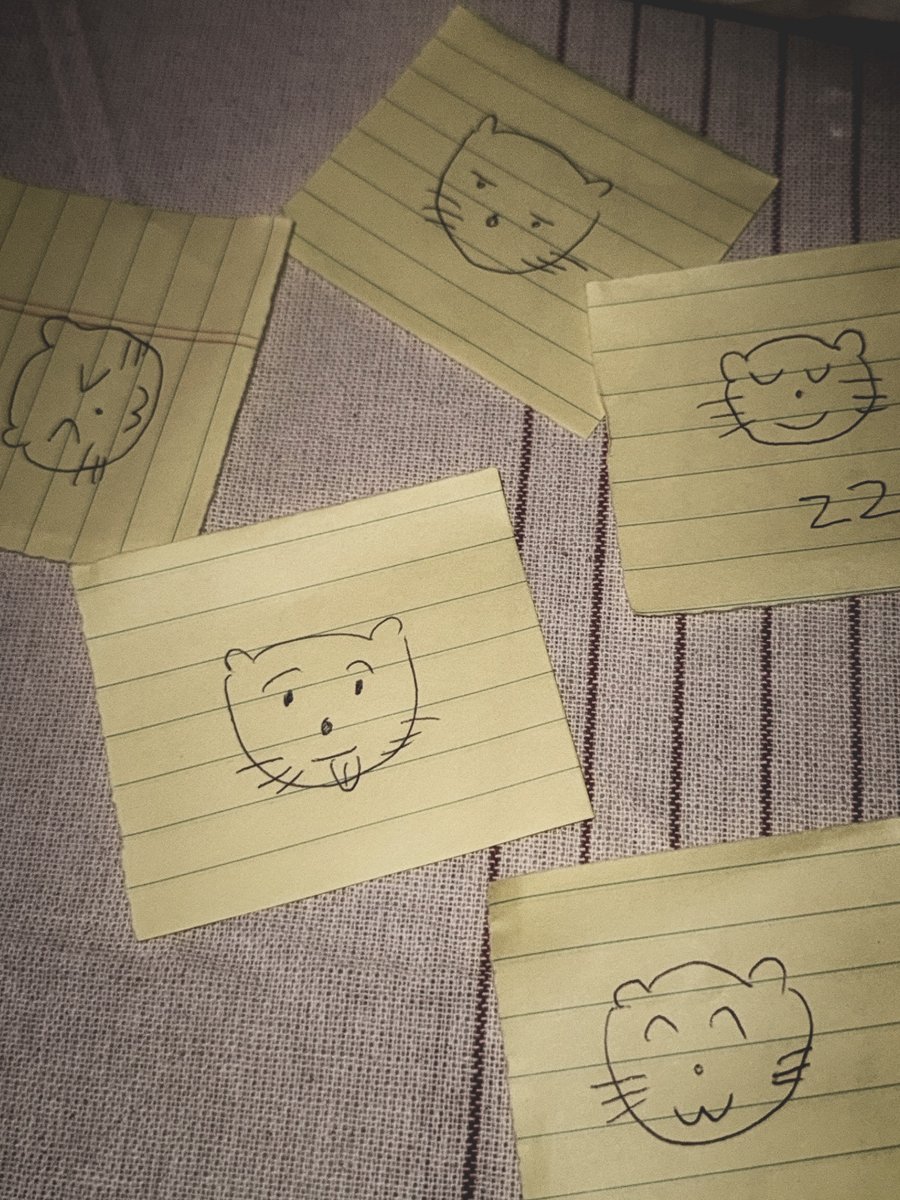 SOOUBINA's tweet image. Some days feel lighter when you carry a little softness with you. A quiet hallway, a hoodie pulled close, and something playful on your back small comforts that make ordinary moments feel a bit warmer.